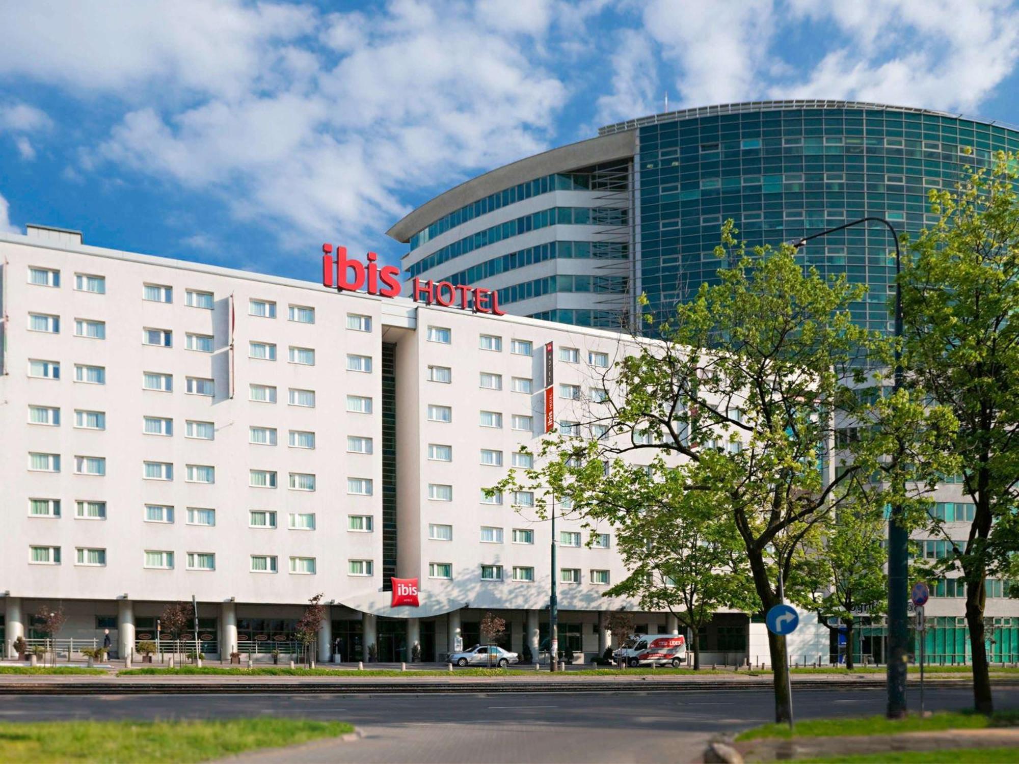 Ibis Warszawa Centrum Exterior photo